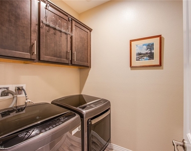 2664 Ornate Regiment Street - Photo Thumbnail 13