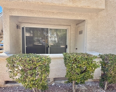3060 Casey Drive - Photo Thumbnail 2