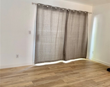 3060 Casey Drive - Photo Thumbnail 12