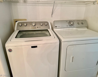3060 Casey Drive - Photo Thumbnail 9