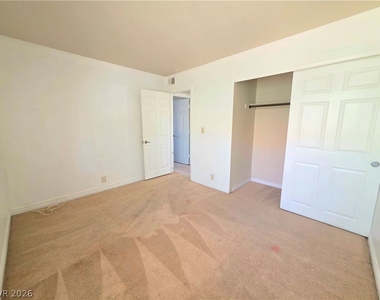 5134 River Glen Drive - Photo Thumbnail 19