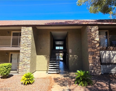 5134 River Glen Drive - Photo Thumbnail 2