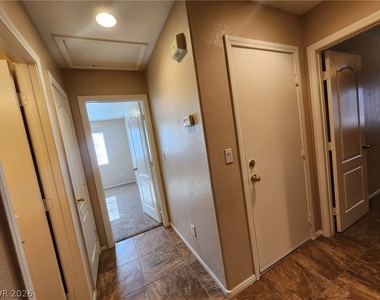 616 Seneca Ridge Avenue - Photo Thumbnail 20
