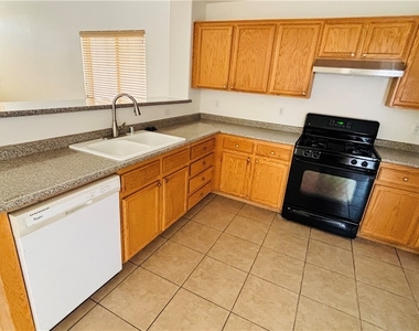 9380 Malaya Garnet Court - Photo Thumbnail 6