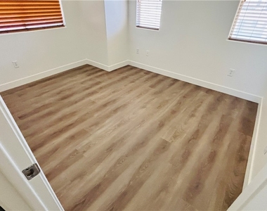 9380 Malaya Garnet Court - Photo Thumbnail 19