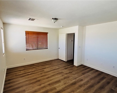 9380 Malaya Garnet Court - Photo Thumbnail 12