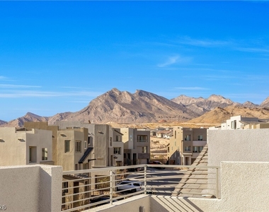 11652 Gentle Birdsong Avenue - Photo Thumbnail 3