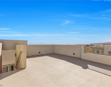 11652 Gentle Birdsong Avenue - Photo Thumbnail 5