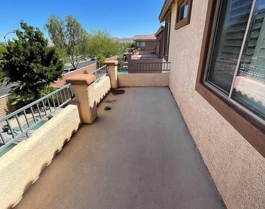 9622 Staff Lane - Photo Thumbnail 6