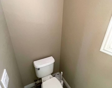 9622 Staff Lane - Photo Thumbnail 14