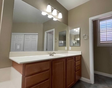 9622 Staff Lane - Photo Thumbnail 37