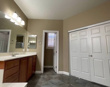 9622 Staff Lane - Photo Thumbnail 47