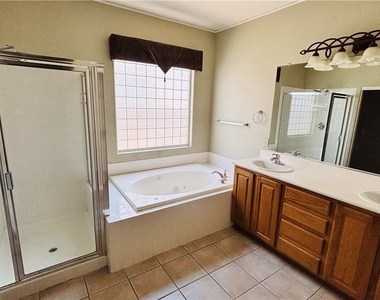 2316 Tedesca Drive - Photo Thumbnail 7