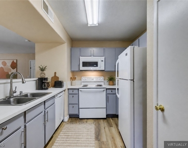 2300 E Silverado Ranch Boulevard - Photo Thumbnail 6