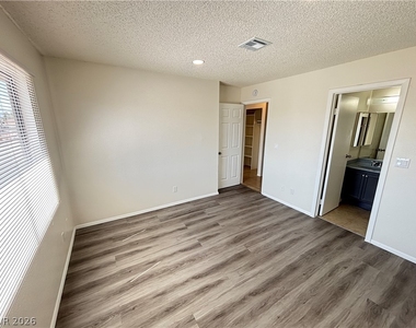 2883 Wheelwright Drive - Photo Thumbnail 21