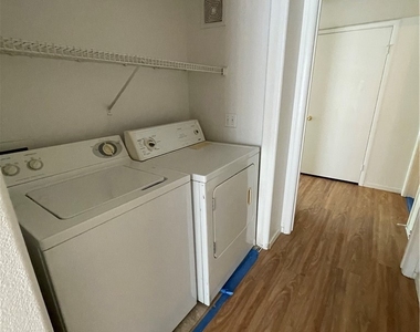 5710 E Tropicana Avenue - Photo Thumbnail 4