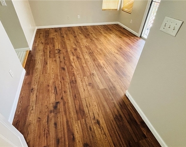 6577 Sweetzer Way - Photo Thumbnail 12