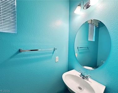 5241 Pendergrass Street - Photo Thumbnail 12