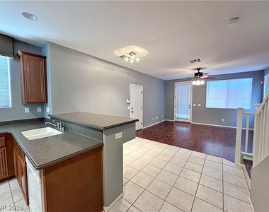 5241 Pendergrass Street - Photo Thumbnail 8