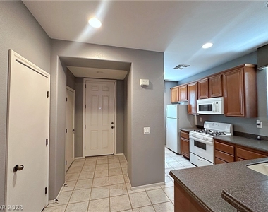 5241 Pendergrass Street - Photo Thumbnail 2