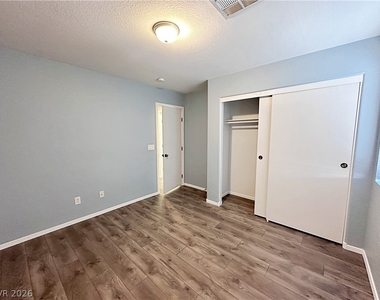 5241 Pendergrass Street - Photo Thumbnail 15