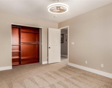 264 Pointe Ranier Avenue - Photo Thumbnail 24