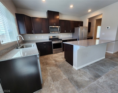 4521 Pointleaf Street - Photo Thumbnail 8