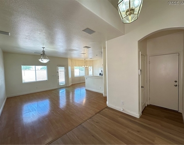 9442 Marshall Creek Street - Photo Thumbnail 2