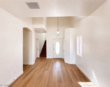 9442 Marshall Creek Street - Photo Thumbnail 2