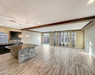 6372 Tamber Bay Road - Photo Thumbnail 7