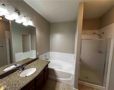10213 King Henry Avenue - Photo Thumbnail 20