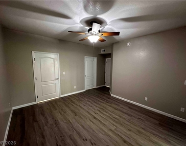 10213 King Henry Avenue - Photo Thumbnail 18