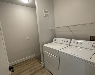 9901 Trailwood Drive - Photo Thumbnail 21