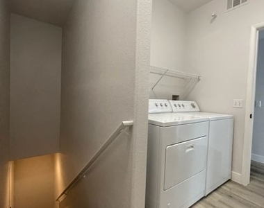 9901 Trailwood Drive - Photo Thumbnail 22