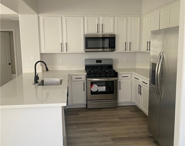 9901 Trailwood Drive - Photo Thumbnail 9