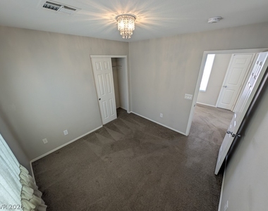 4445 Laguna Garden Avenue - Photo Thumbnail 21