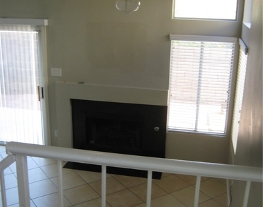 1709 Steamboat Drive - Photo Thumbnail 2