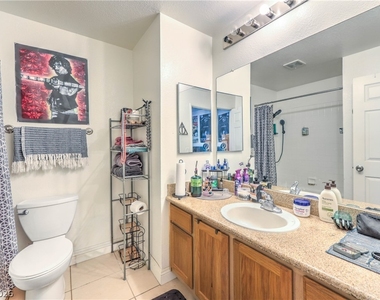 8600 W Charleston Boulevard - Photo Thumbnail 16