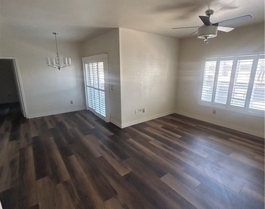 9620 W Russell Road - Photo Thumbnail 2