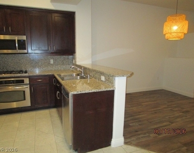 44 E Serene Avenue - Photo Thumbnail 3