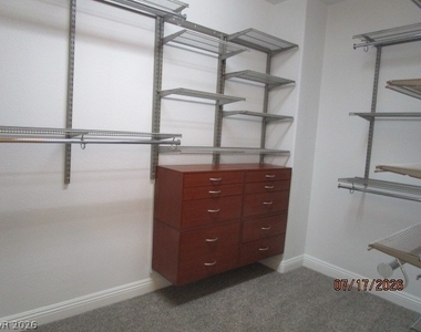 44 E Serene Avenue - Photo Thumbnail 9