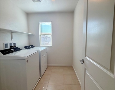 11377 Sonny Miller Court - Photo Thumbnail 15