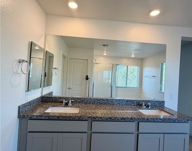 11377 Sonny Miller Court - Photo Thumbnail 31