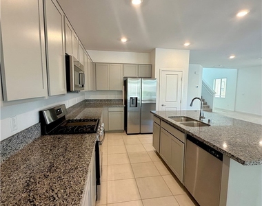 11377 Sonny Miller Court - Photo Thumbnail 9
