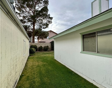 4100 Woodgreen Drive - Photo Thumbnail 17