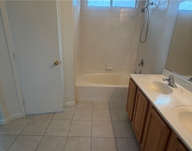 5328 Desert Columbine Court - Photo Thumbnail 4