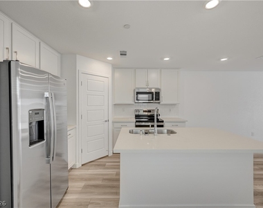 2124 Abraham Avenue - Photo Thumbnail 20