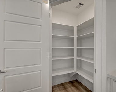 2124 Abraham Avenue - Photo Thumbnail 22