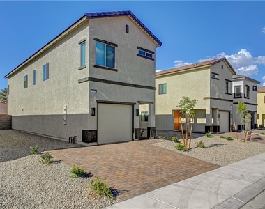 2124 Abraham Avenue - Photo Thumbnail 2
