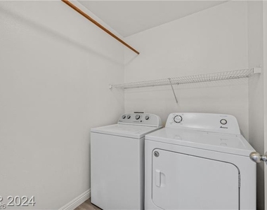 10239 Keystone Pastures Street - Photo Thumbnail 18